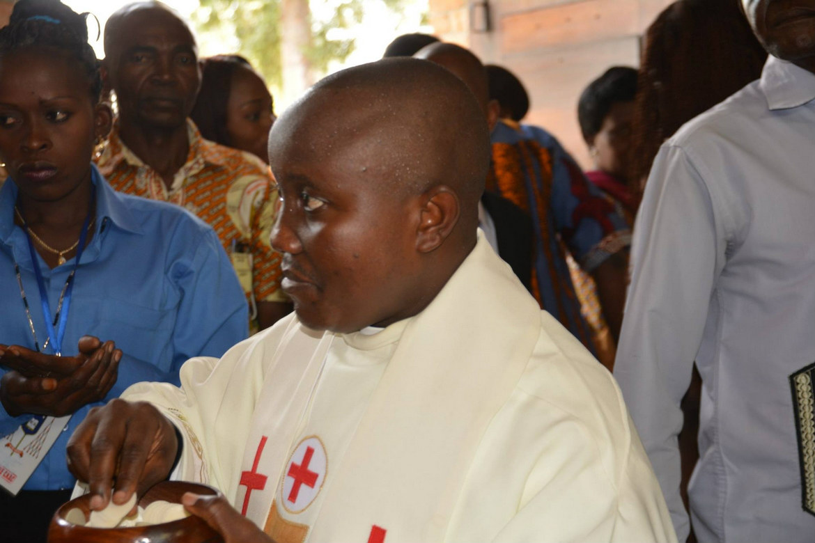 Ordination Presbyt rale De Serge Mavungu Fc