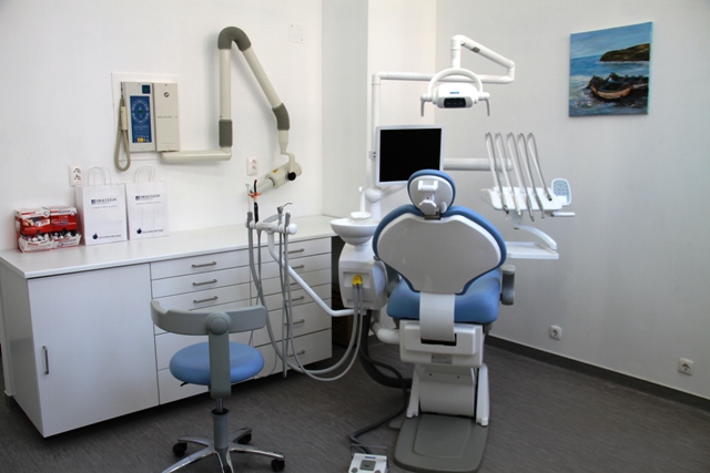 Inauguration d’une Clinique Sociale Dentaire à Setúbal, au Portugal