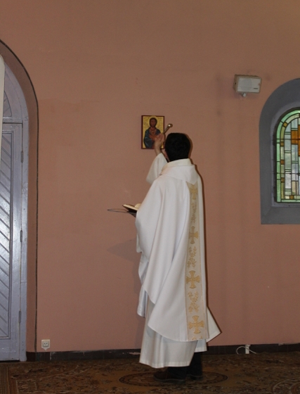 Fête du Sacré-Cœur à la chapelle-Saint-Luc le 3 juin 2016 autour d'une icone