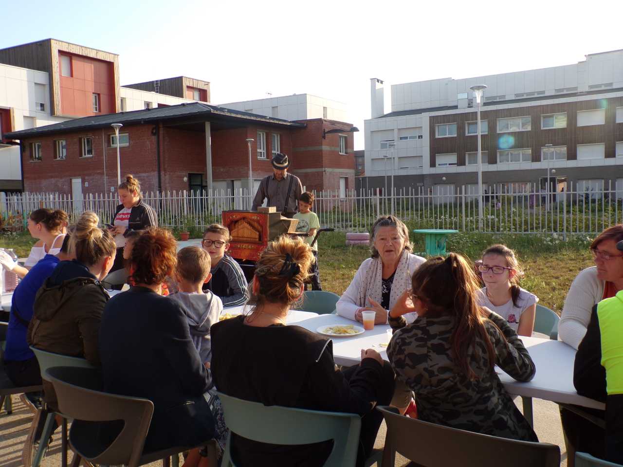 Un quartier où se vit la convivialité - Photo Frédéric Tonquédec