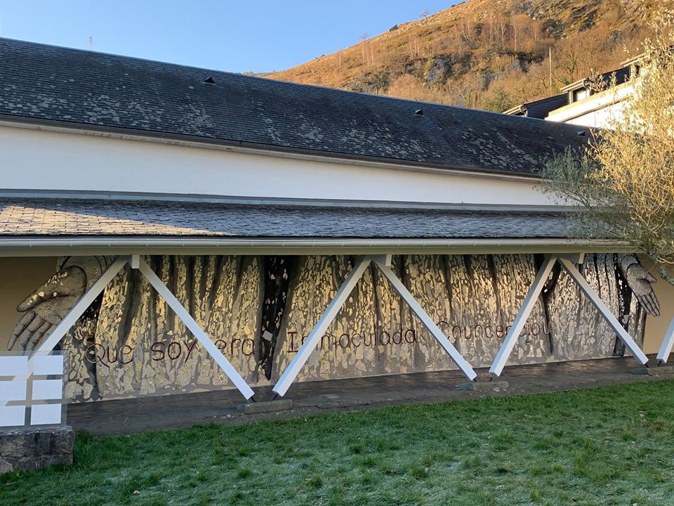 Confinement et Semaine sainte 2020 à la cité Saint Pierre à Lourdes