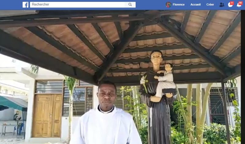 Messe diffusée sur Facebook pendant le confinement à la Paroisse Saint Antoine du Port
