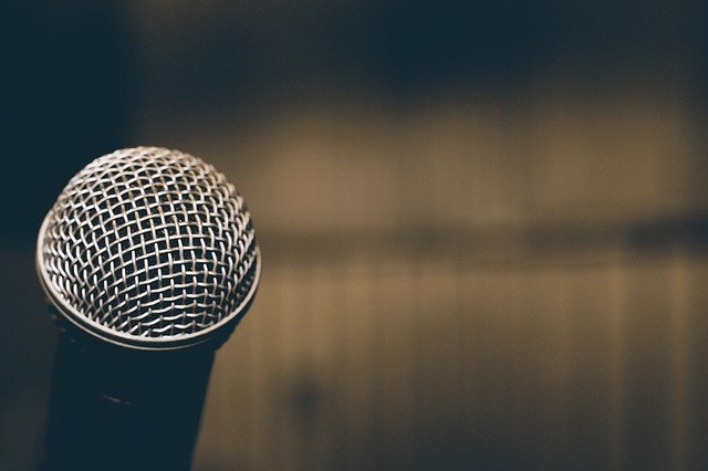 Microphone par Gerd Altmann de Pixabay
