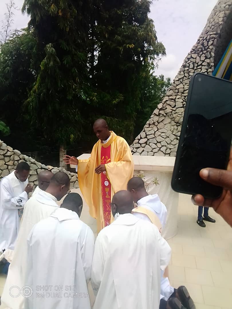 Ordination sacerdotale de Gilles Adjoumani le 18 juillet 2021 à Agboville, crédit Les Fils de la Charité