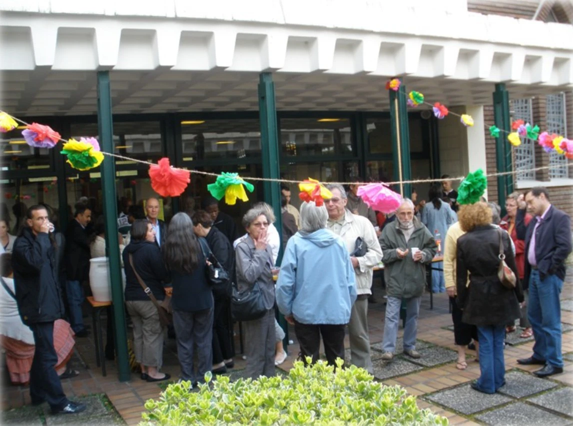Groupe “Ecoute – prière – partage”, interview du Bulletin de la Fraternité Anizan page 9 et 10 – Crédit photo: Marie-Juliette GERARD Groupe "Ecoute - prière - partage", interview du Bulletin de la Fraternité Anizan page 9 et 10 - Crédit photo: Marie-Juliette GERARD