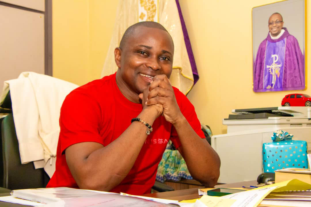 Témoignage de Lewis Moundanga dans chantiers - Crédit Fils de la Charité