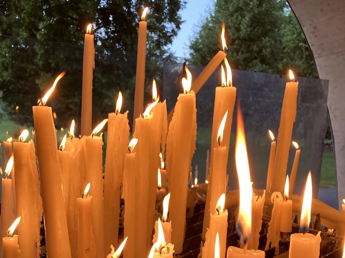 Bougies, crédit Francisco Ortiz fc