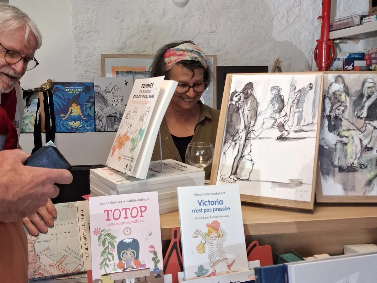Librairie plume du Sarthate à Bourges (article de chantiers sur les coups de cœur de livres)- Crédit Marie-Hélène Biguier