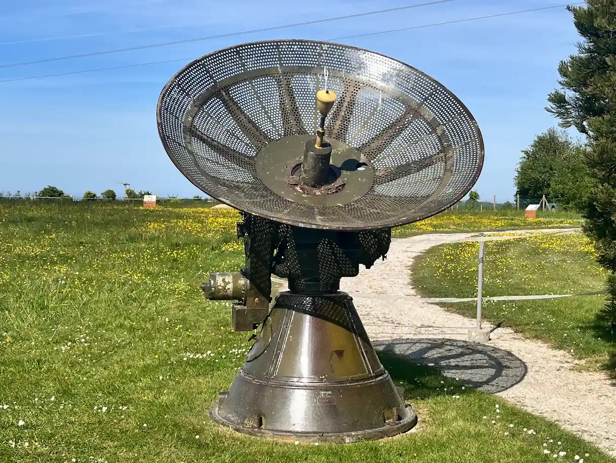 Station Radar 44, Musée Franco-Allemand, Douvres-la-Délivrande, avril 2026 – Crédit Florence Krasowski Station Radar 44, Musée Franco-Allemand, Douvres-la-Délivrande, avril 2026 – Crédit Florence Krasowski
