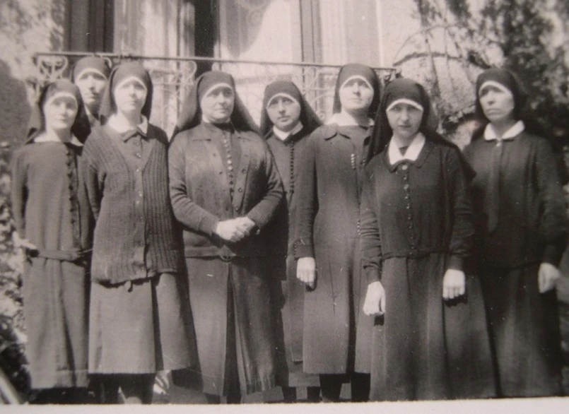 Les premières soeurs Auxiliatrices de la Charité à Paris
