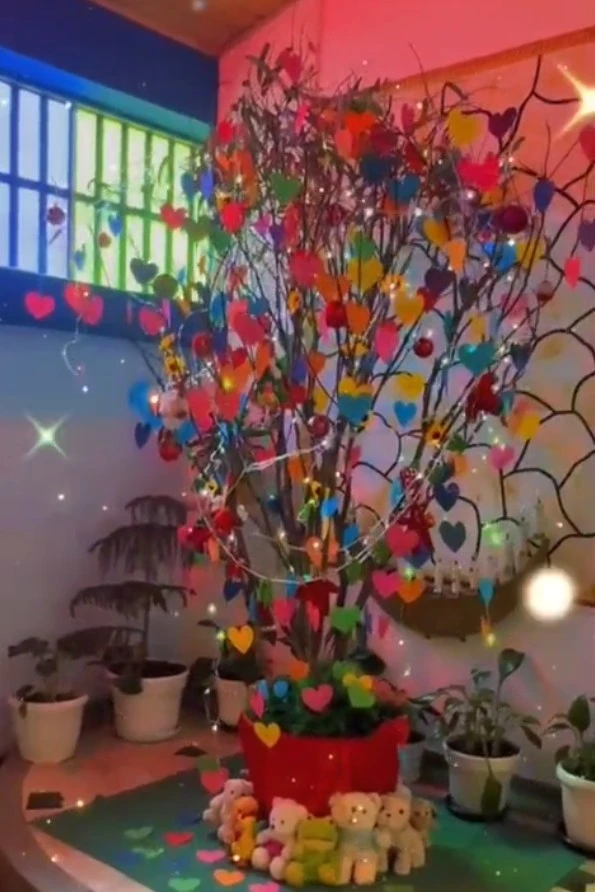 Un arbre de la Charité pour préparer Noël 